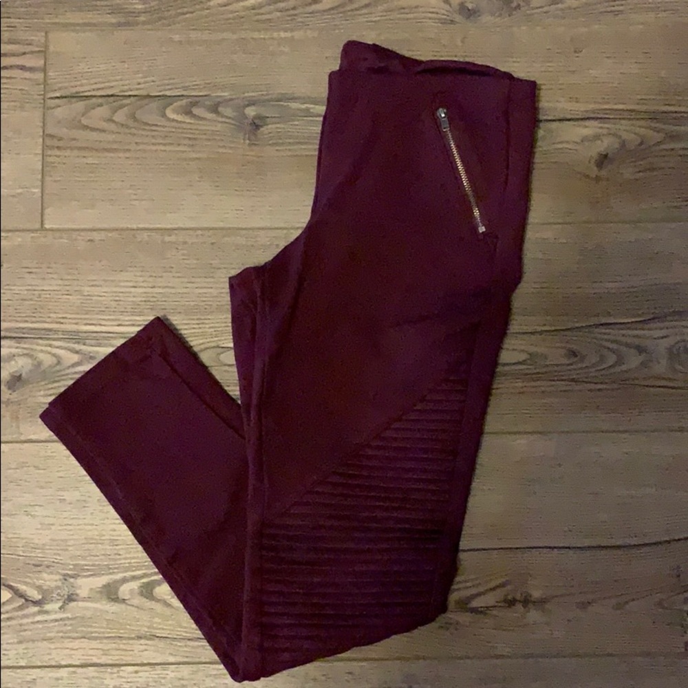 Maroon Pant ( would say thick Legging style)
